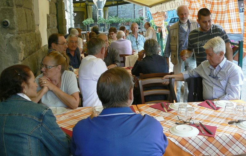 3° raduno a Roma - 23-25 settembre 2013 - 3° giorno - foto___012 - Ariccia - pranzo in una  ''Fraschetta''